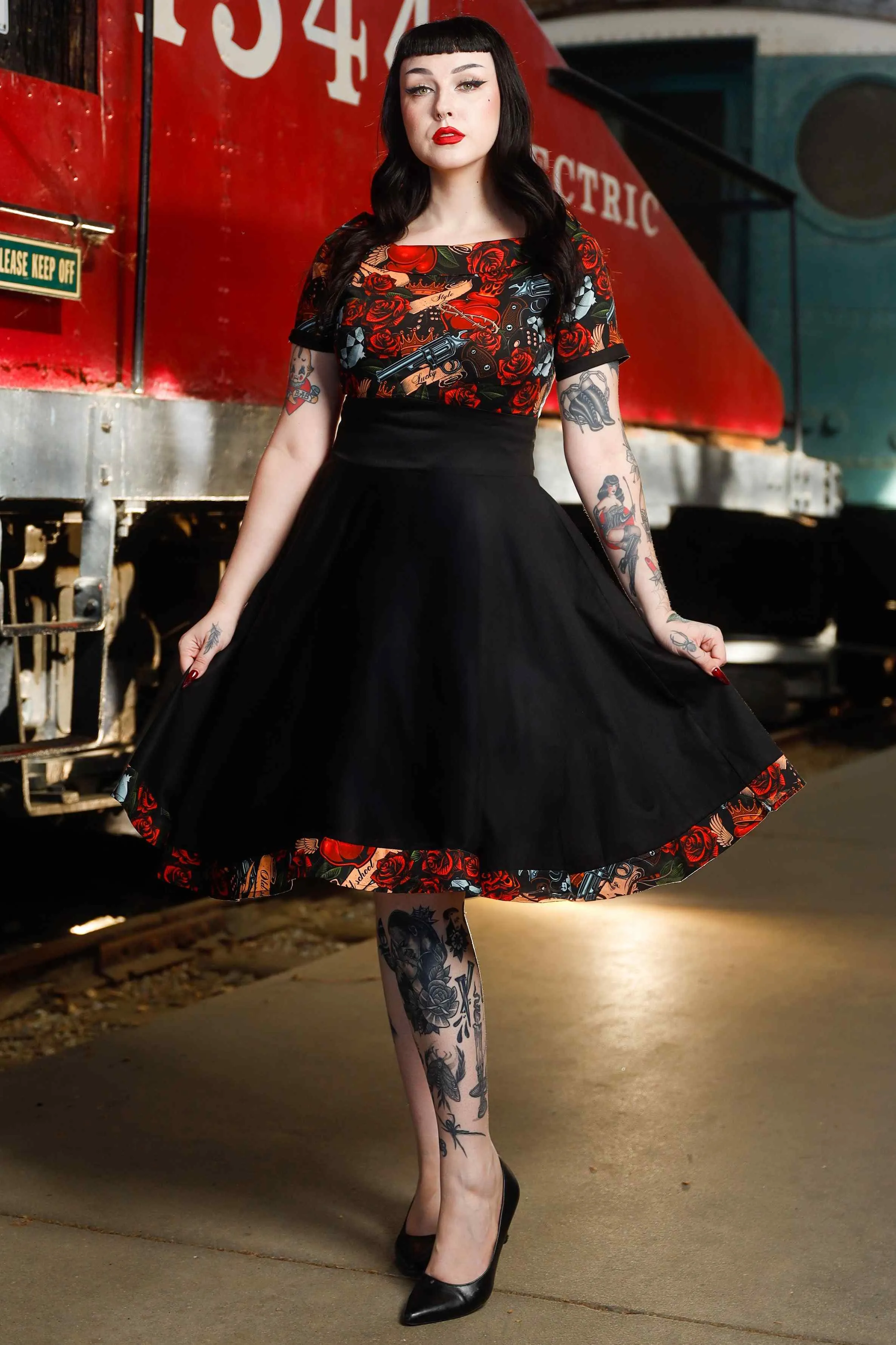 Darlene Rockabilly Guns N Roses Roll Collar Dress