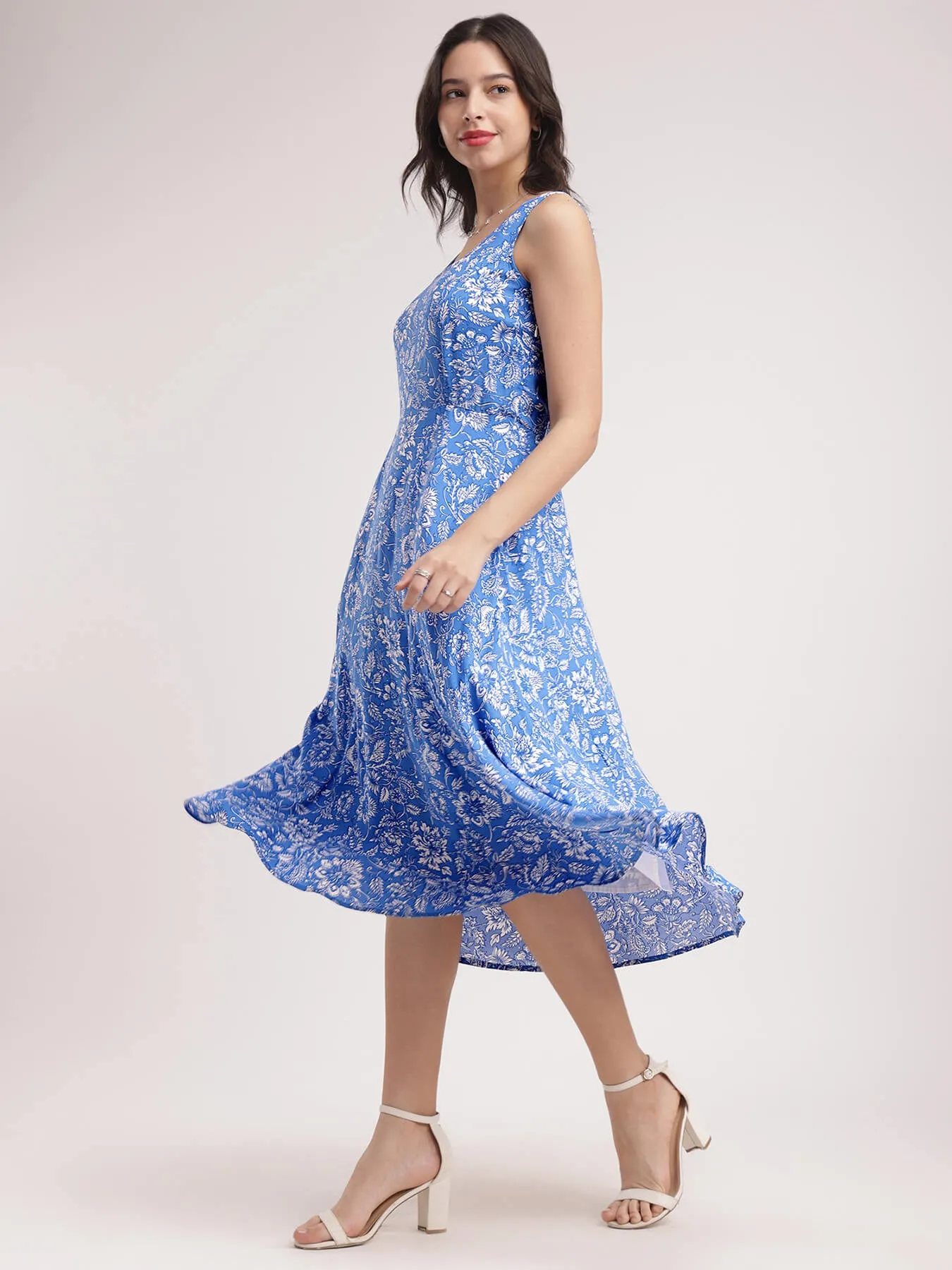 Fit And Flare Floral Dress - Blue And White