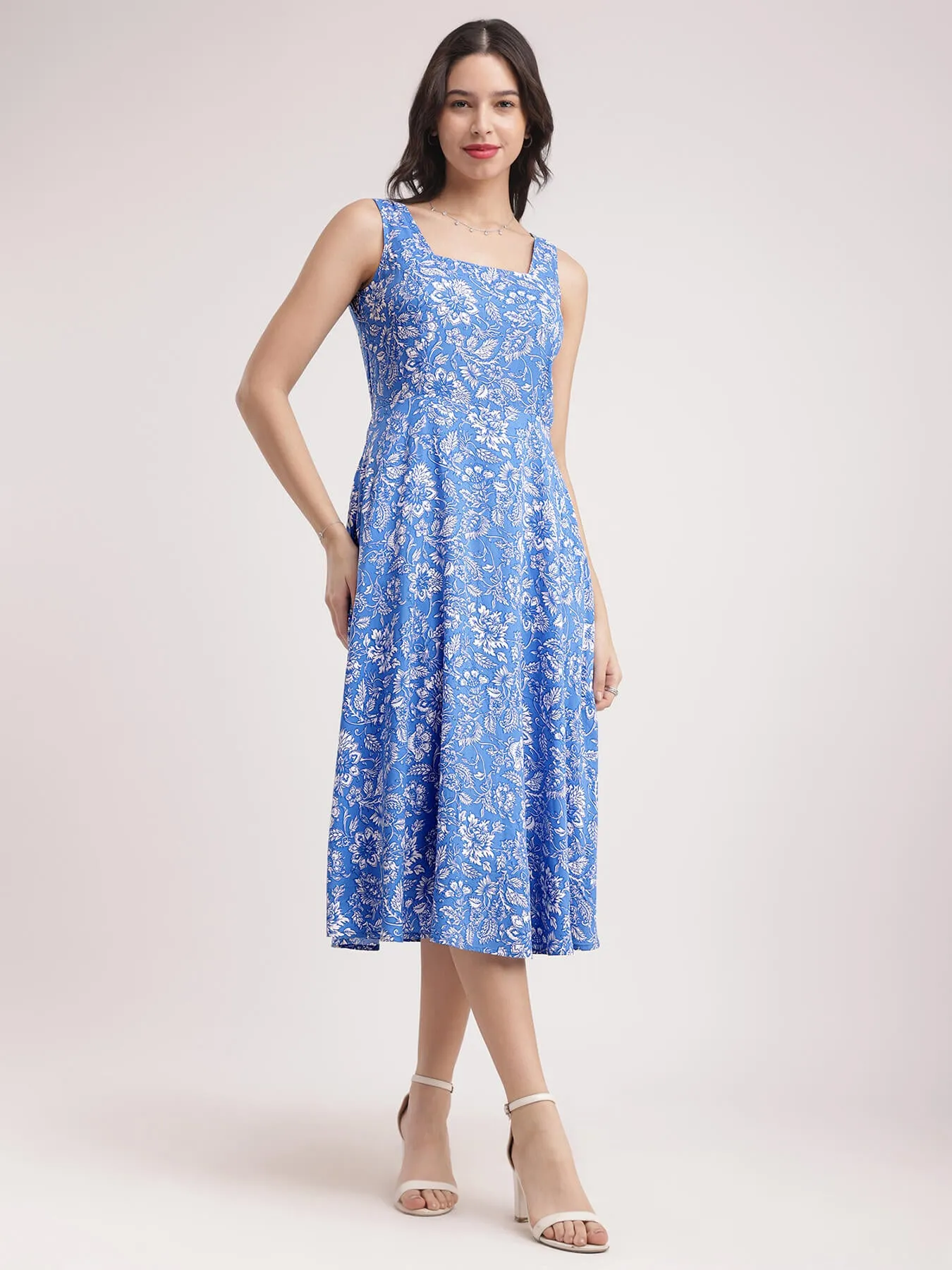 Fit And Flare Floral Dress - Blue And White