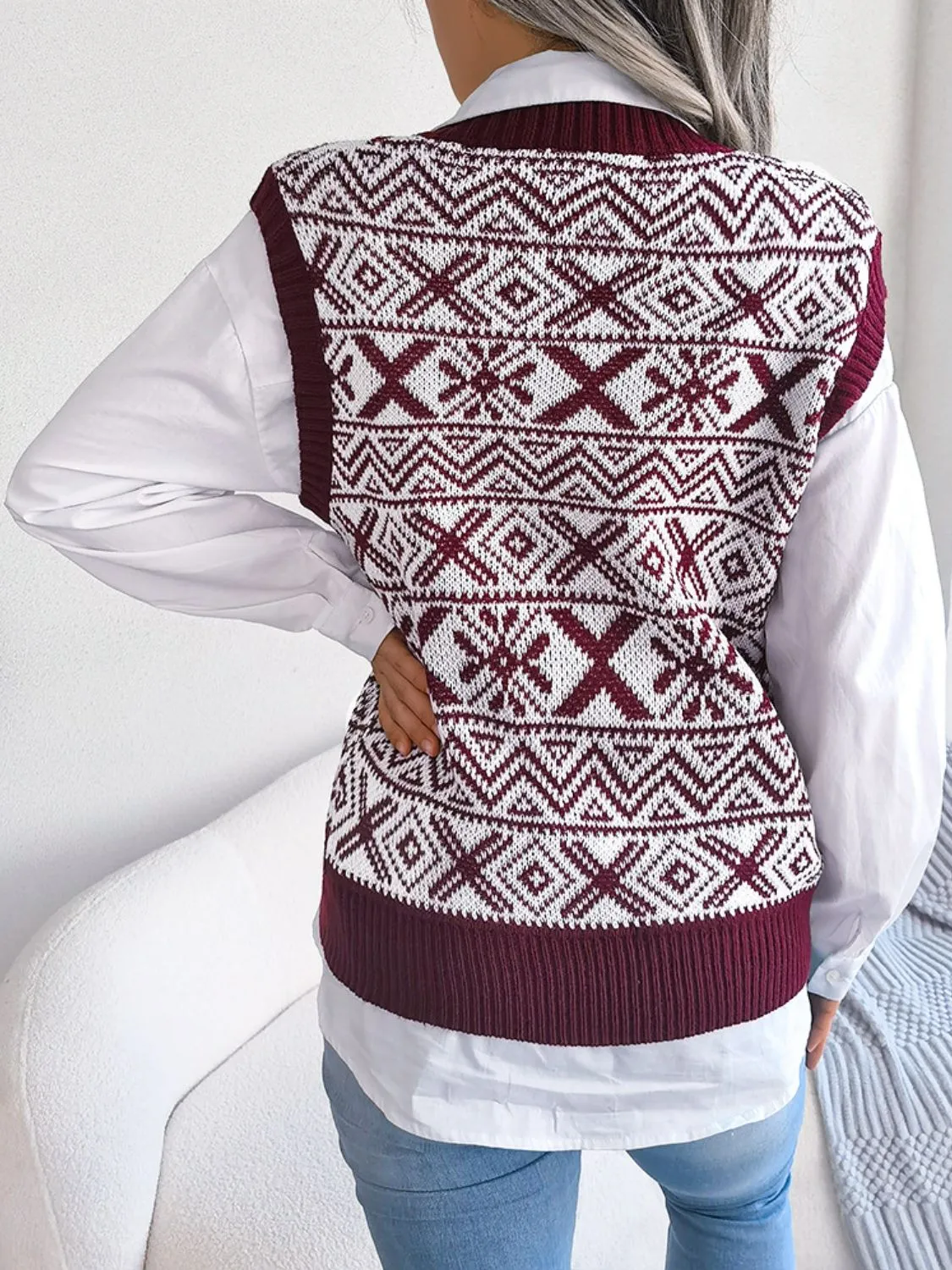 Geometric V-Neck Capped Sleeve Sweater Vest