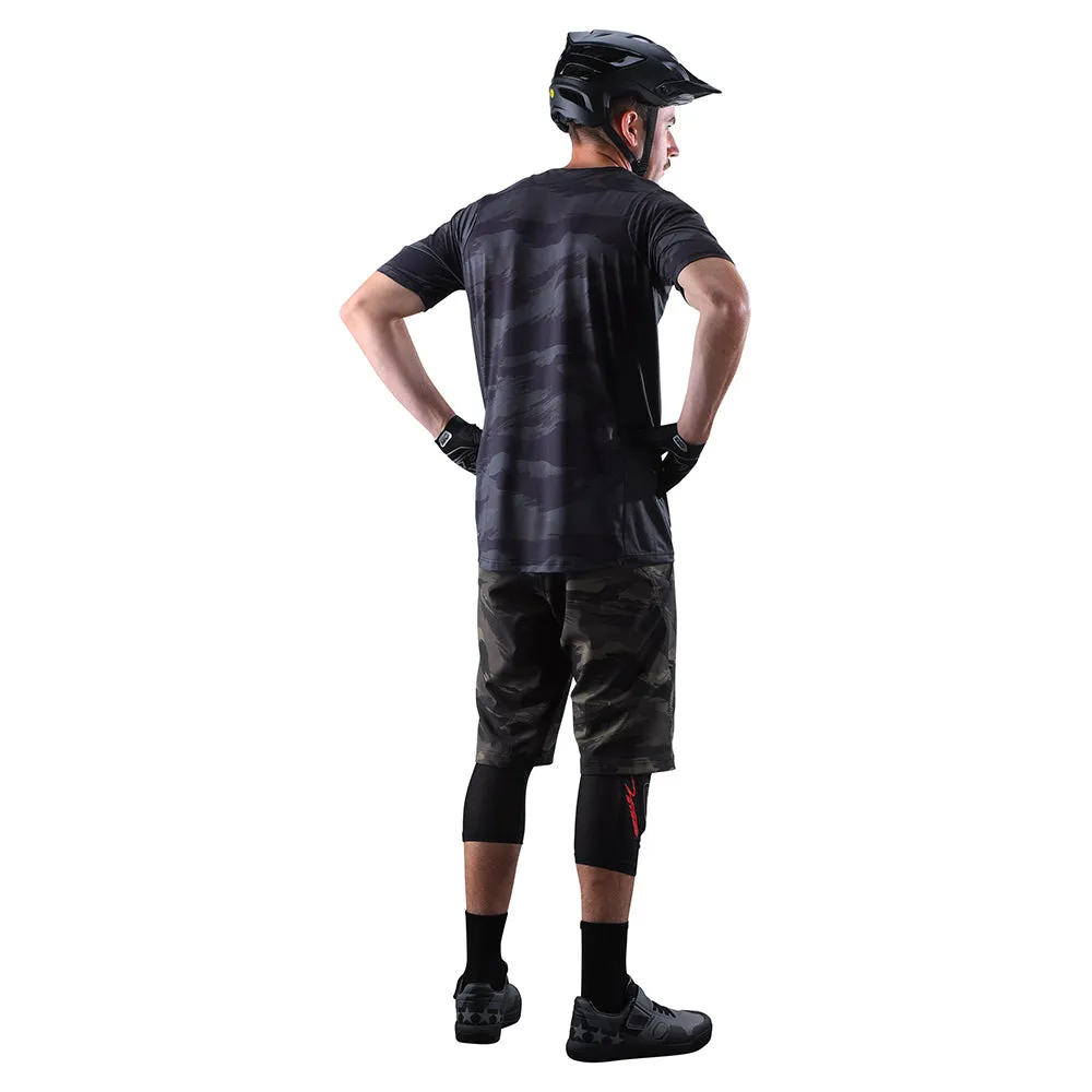 Skyline Short W/Liner Brushed Camo Military